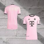 Bayern Munich Goalkeeper Shirt 2025-2026 Rosa