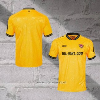 Dynamo Dresden Home Shirt 25-26 Thailand