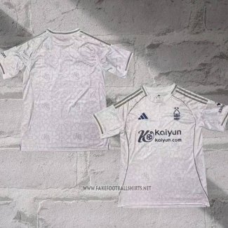 Nottingham Forest Away Shirt 2025-2026