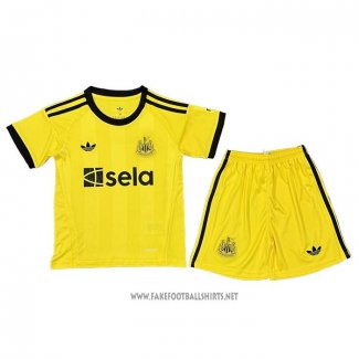 Newcastle United Goalkeeper Shirt Kid 2025-2026 Yellow