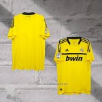 Real Madrid Retro Goalkeeper Shirt 11-12