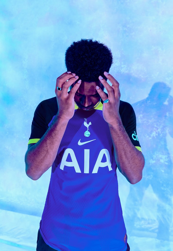 fake Tottenham Hotspur football shirts_2.jpg